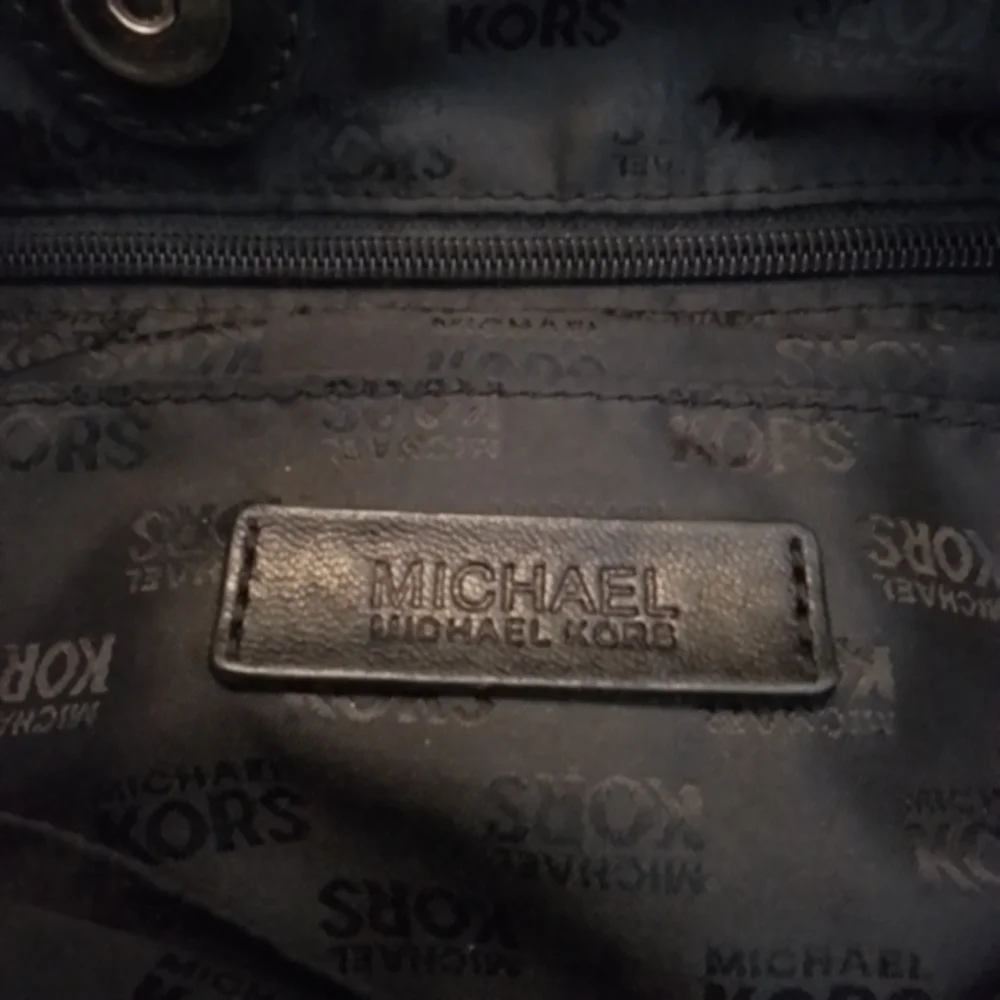 Michael Kors Vintage Soft Leather Hobo Shoulder Bag Black & Gold Hardware